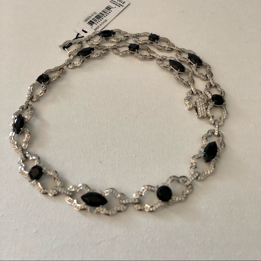Carolee Black Bead Necklace 55$